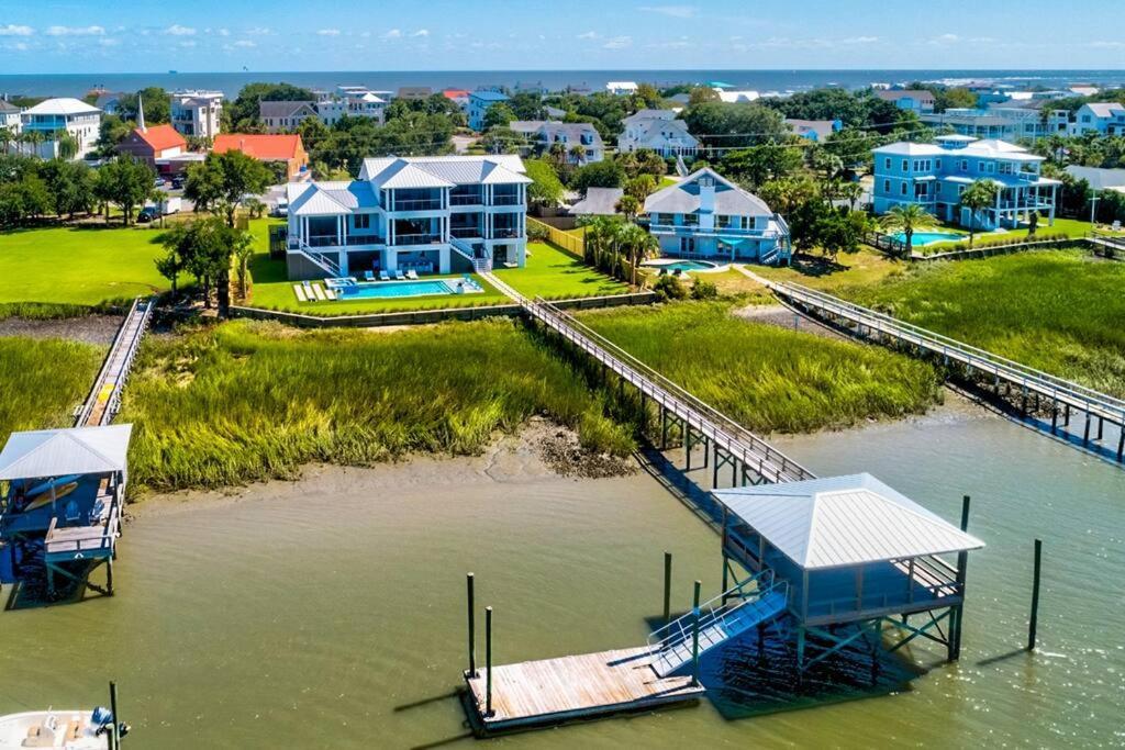 New Waterfront Home With Deep Water Dock アイルオブパームズ エクステリア 写真